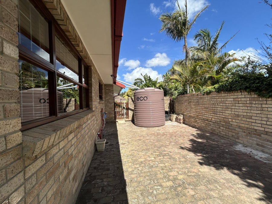 4 Bedroom Property for Sale in Boskloof Eastern Cape